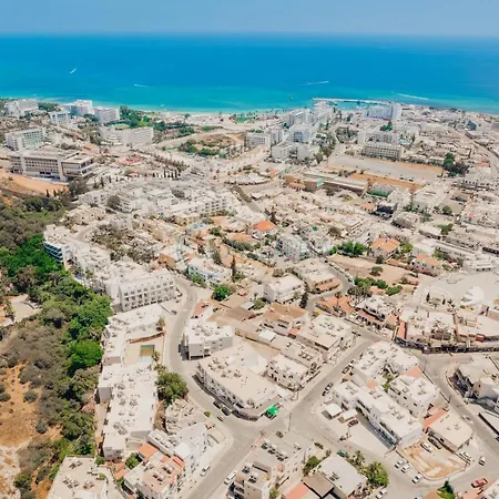 Christos Napa * أيا نابا